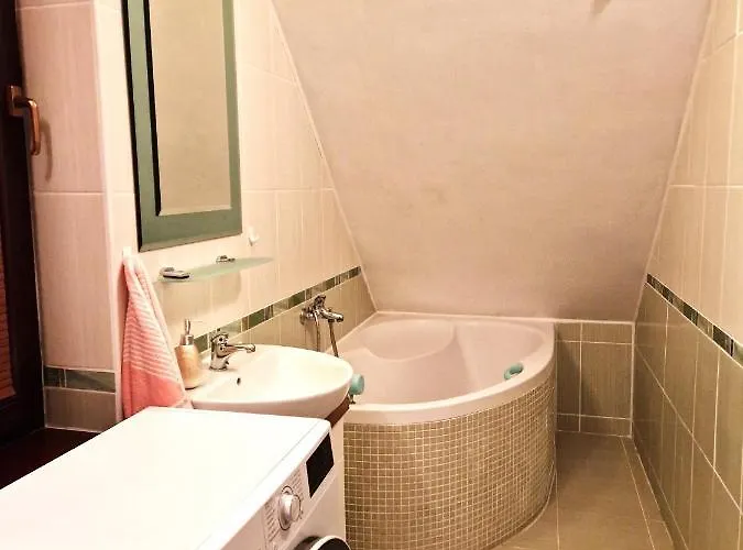 アパート Luzianky ニトラ